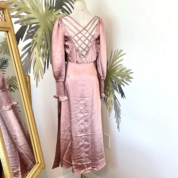 NWT Lulus Exclusive!Elegant Mauve Metallic Pink Satin,Backless Dress, Size XS - Picture 10 of 11